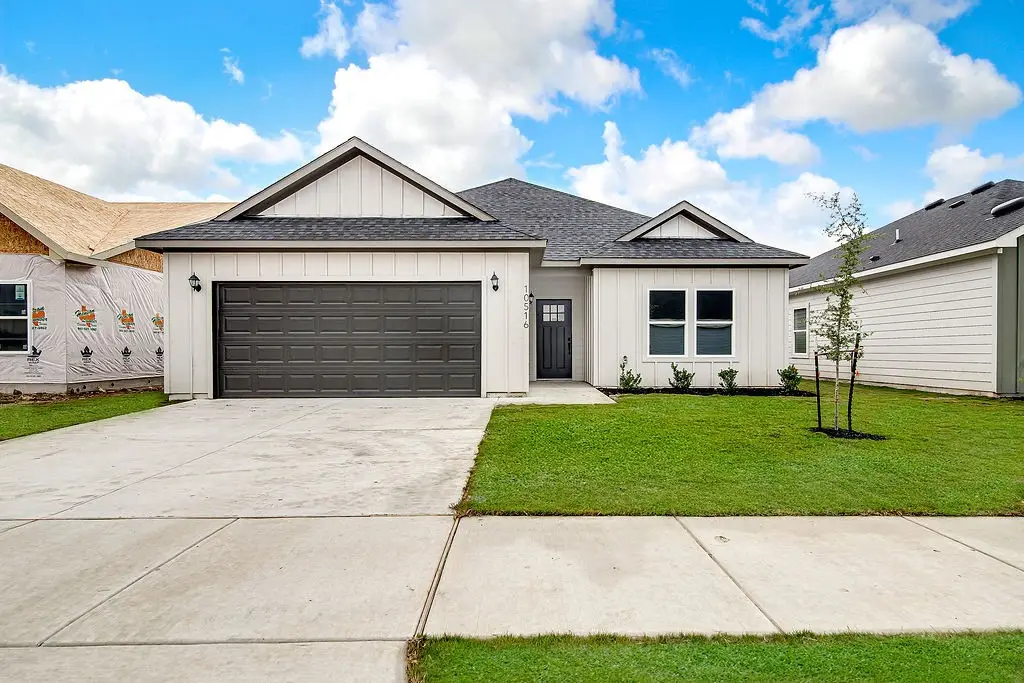 10516 Ruffin Drive, Fort Worth, TX 76131 - #1