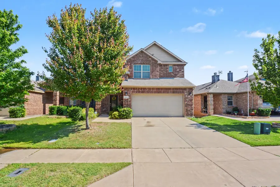 8909 Tenderfoot Lane, Aubrey, TX 76227 - #2