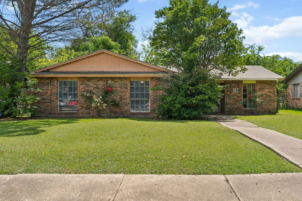818 Quebec Drive, Garland, TX 75040 - #1