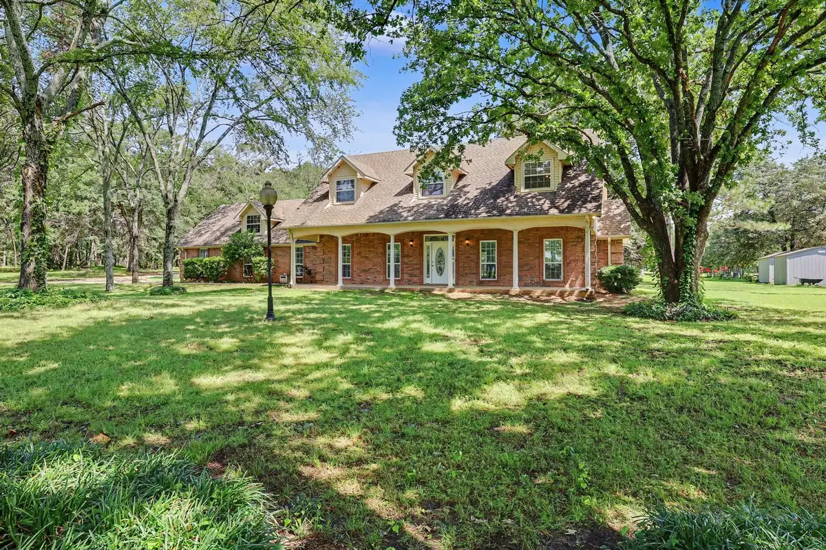 2811 N Shore Drive, Bonham, TX 75418 - #1