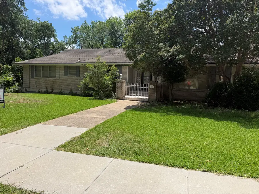804 Carroll Drive, Garland, TX 75041 - #2