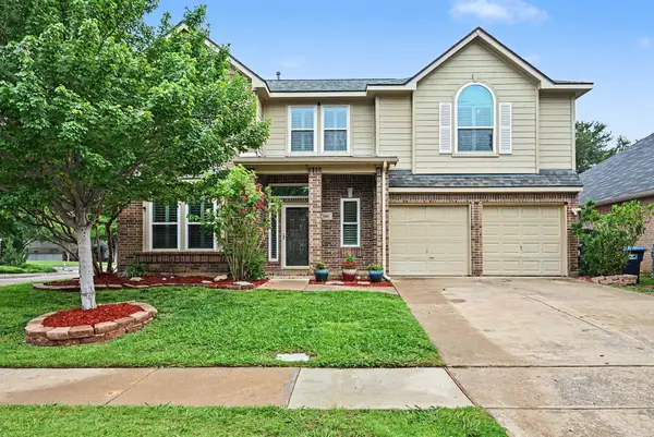 5201 White Sands Drive, Fort Worth, TX 76137