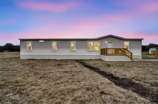 14820 Hyde-a-way Lane, Mabank, TX 75147