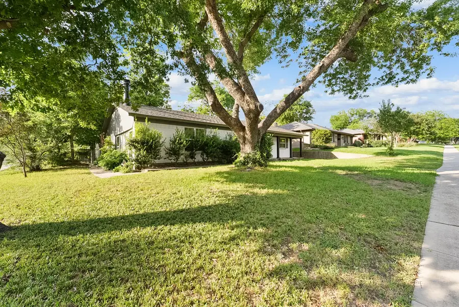 1425 Oakhill Drive, Plano, TX 75075 - #3
