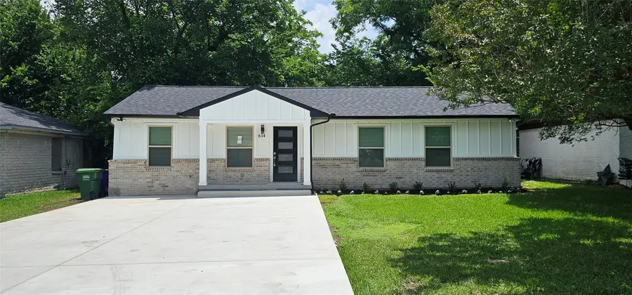 614 E Farmers Road, Seagoville, TX 75159 - #3