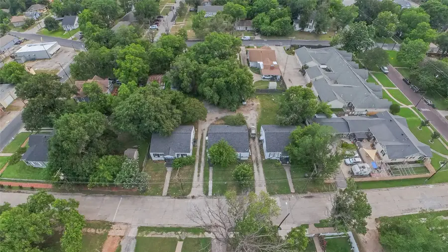 212 N 19th Street, Corsicana, TX 75110 - #2
