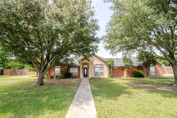 611 Fawn Trail, Tioga, TX 76271