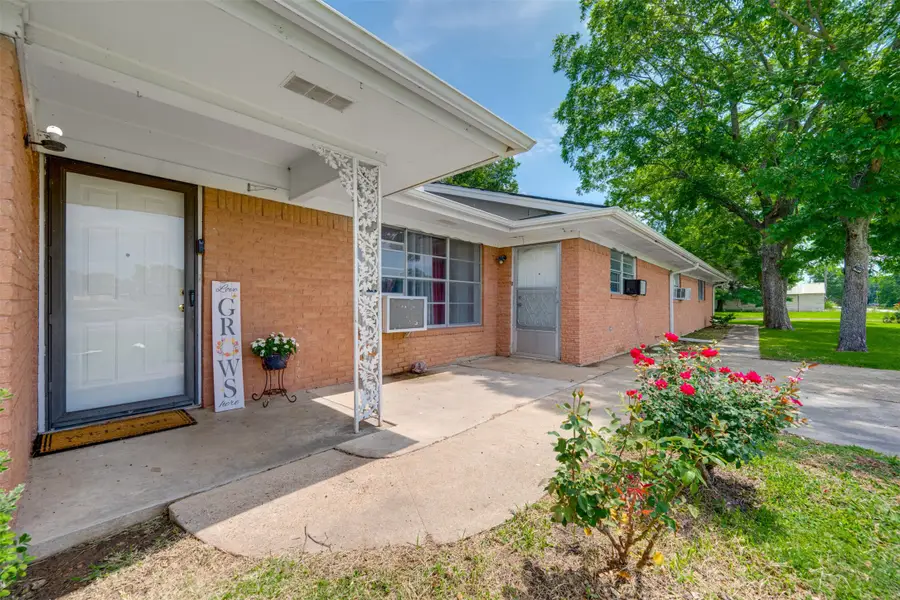 9958 Farm Road 79, Sumner, TX 75486 - #2