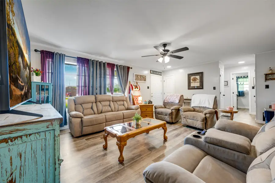 9958 Farm Road 79, Sumner, TX 75486 - #3