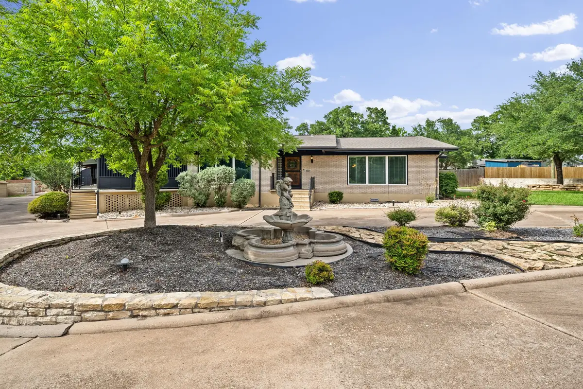 801 NW 7th Avenue, Mineral Wells, TX 76067 - #1