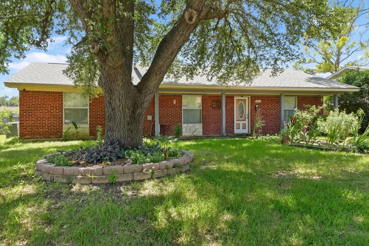 4014 W Rochelle Road, Irving, TX 75062 - #1
