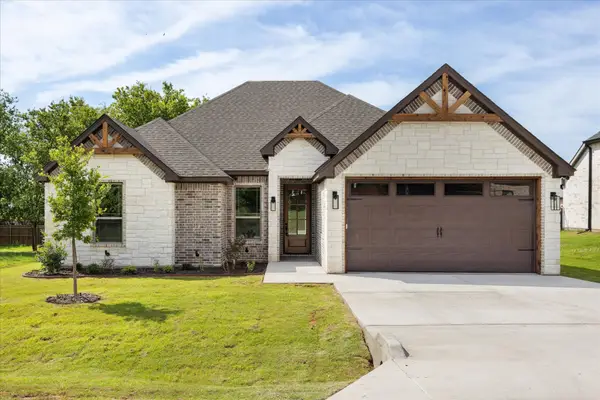 2209 Snake River Drive, Granbury, TX 76048
