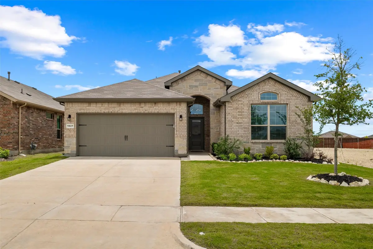 1927 Jackson Street, Cleburne, TX 76033 - #1