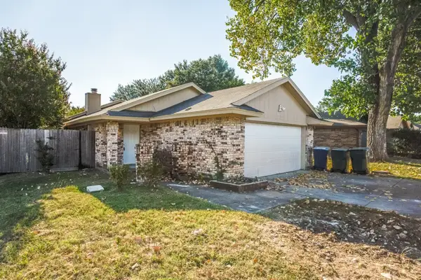 5102 Lakeridge Court, Garland, TX 75043