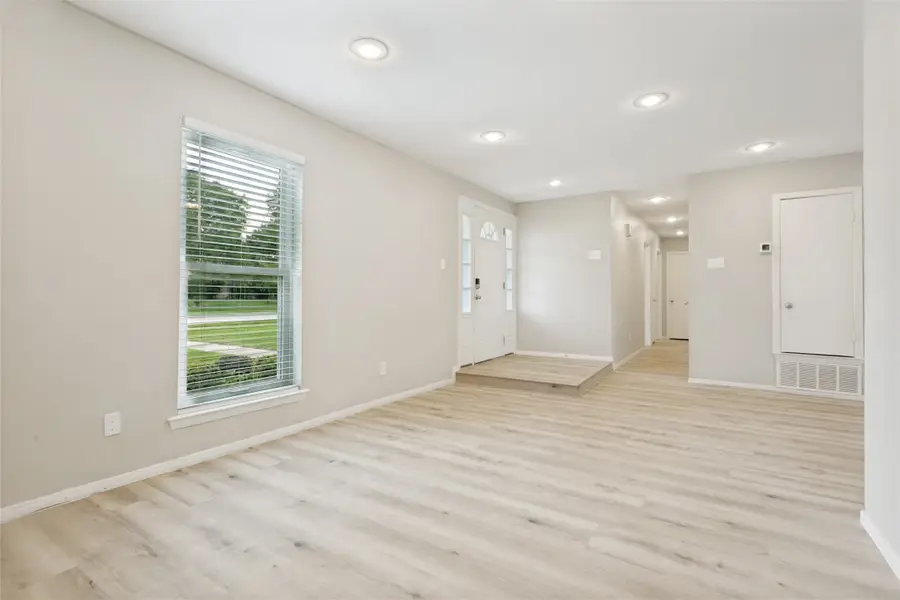 2117 Oak Brook Drive, Richardson, TX 75081 - #3