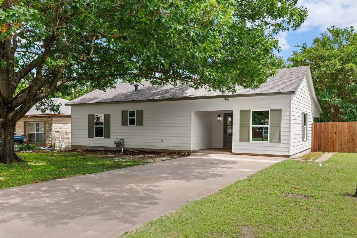 502 W 6th Street, McGregor, TX 76657 - #1