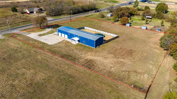 915 Ole Ambrose, Bells, TX 75414