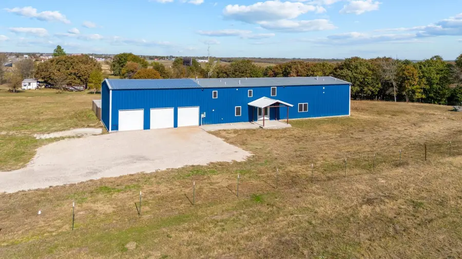 915 Ole Ambrose, Bells, TX 75414 - #3