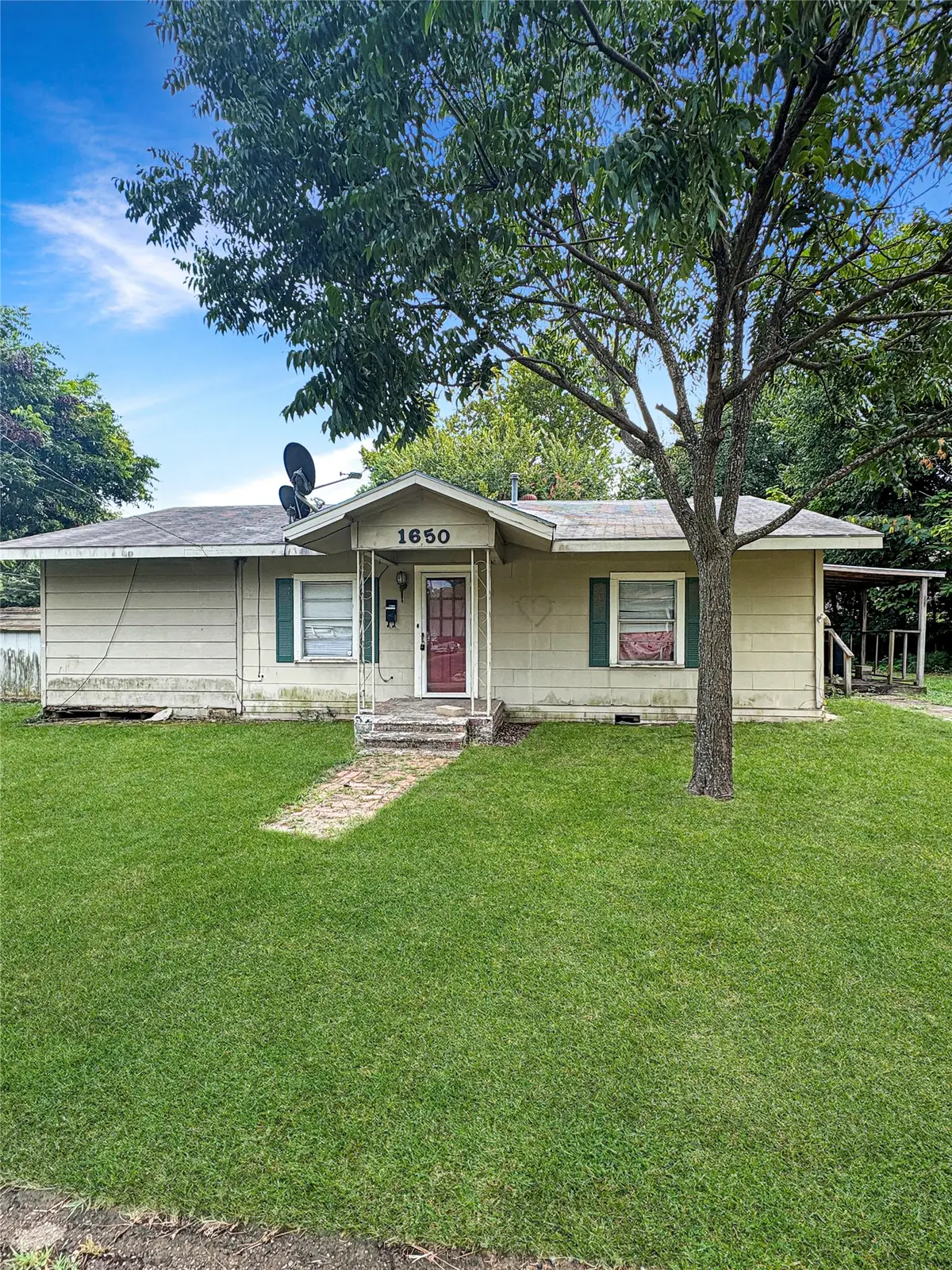1650 E Polk Street, Paris, TX 75460 - #1