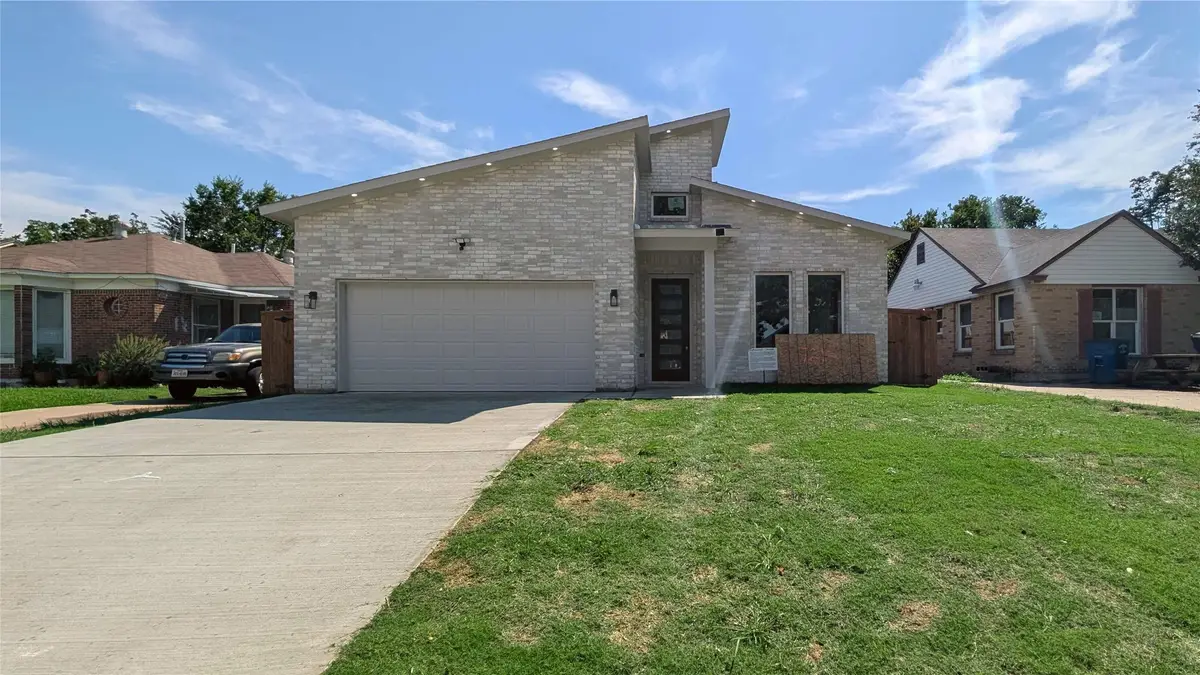 7215 Thurston Drive, Dallas, TX 75235 - #1