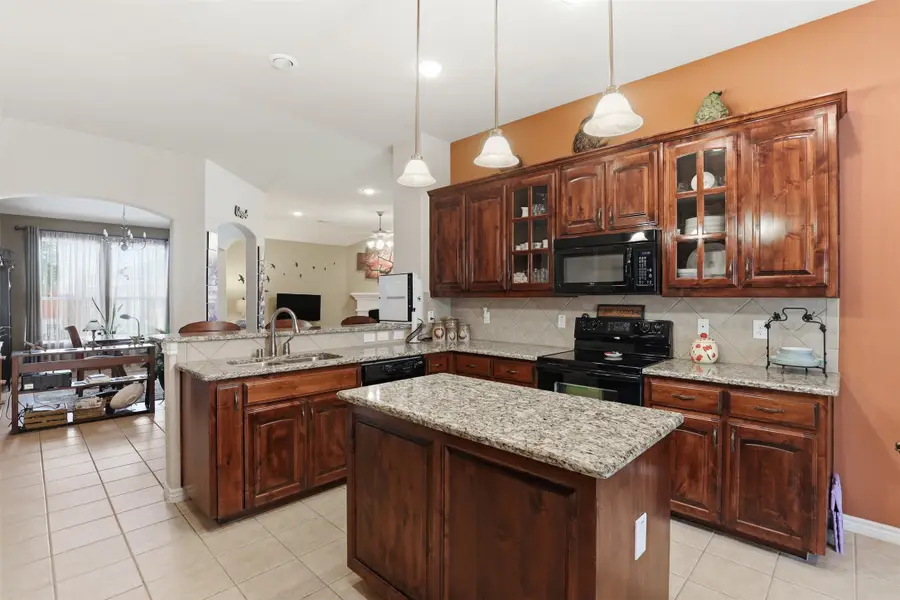 436 Millbrook Lane, Fort Worth, TX 76036 - #2