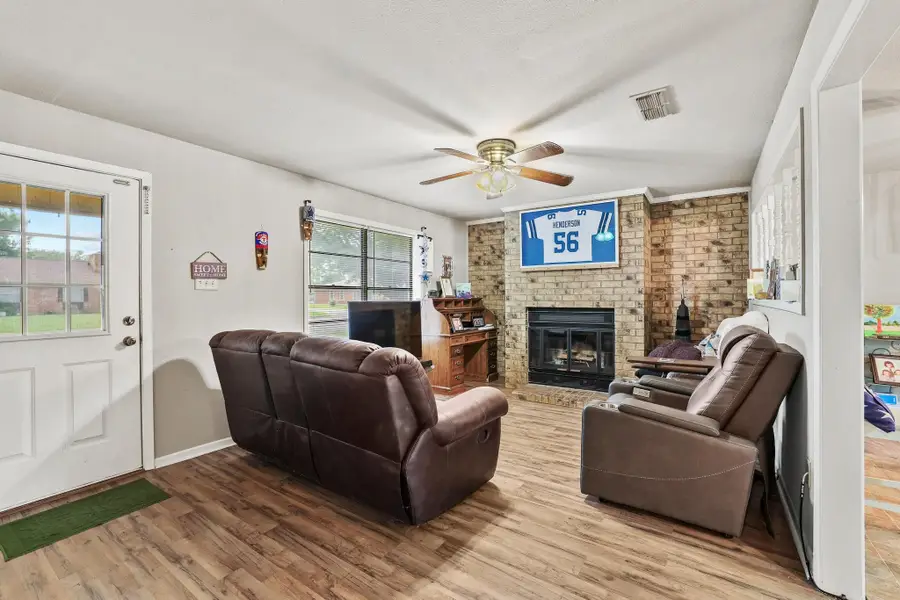 606 Hunter Street, Bonham, TX 75418 - #3