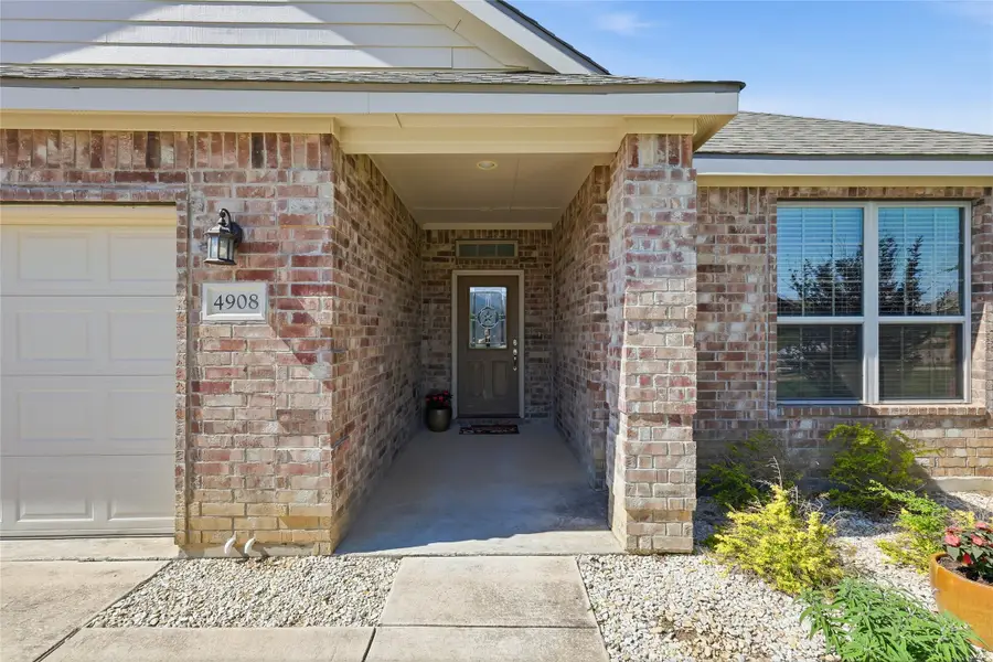 4908 Lakepark Drive, Sanger, TX 76266 - #2