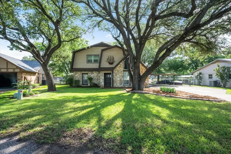 4106 Norfolk Bay Court, Granbury, TX 76049 - #2