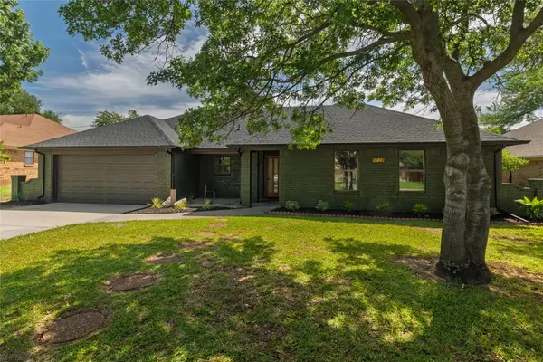5728 Caracas Drive, North Richland Hills, TX 76180