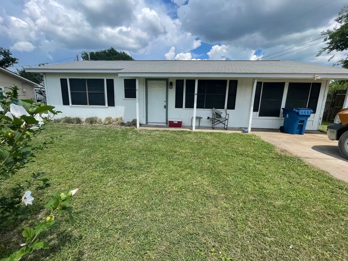 604 N Angelina Street, Whitney, TX 76692 - #1