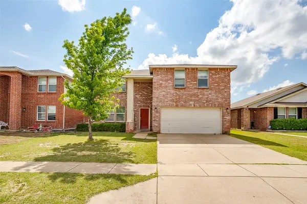 9028 Quarter Horse Lane, Fort Worth, TX 76123