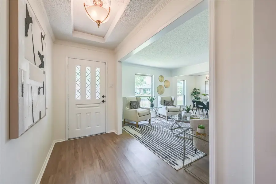 1913 Middle Glen Drive, Carrollton, TX 75007 - #3