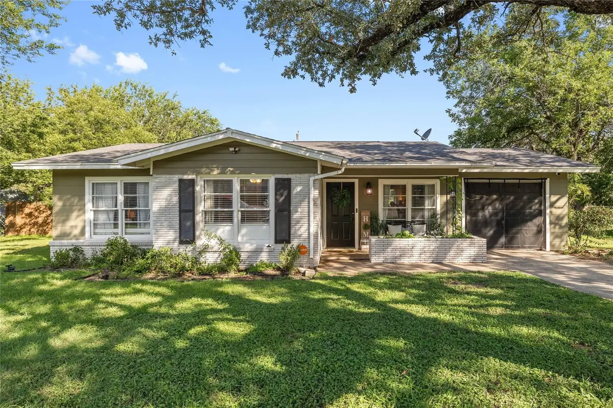 1115 Oakland Drive, Brownwood, TX 76801 - #1