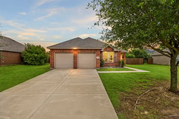 230 Colt Drive, Waxahachie, TX 75165
