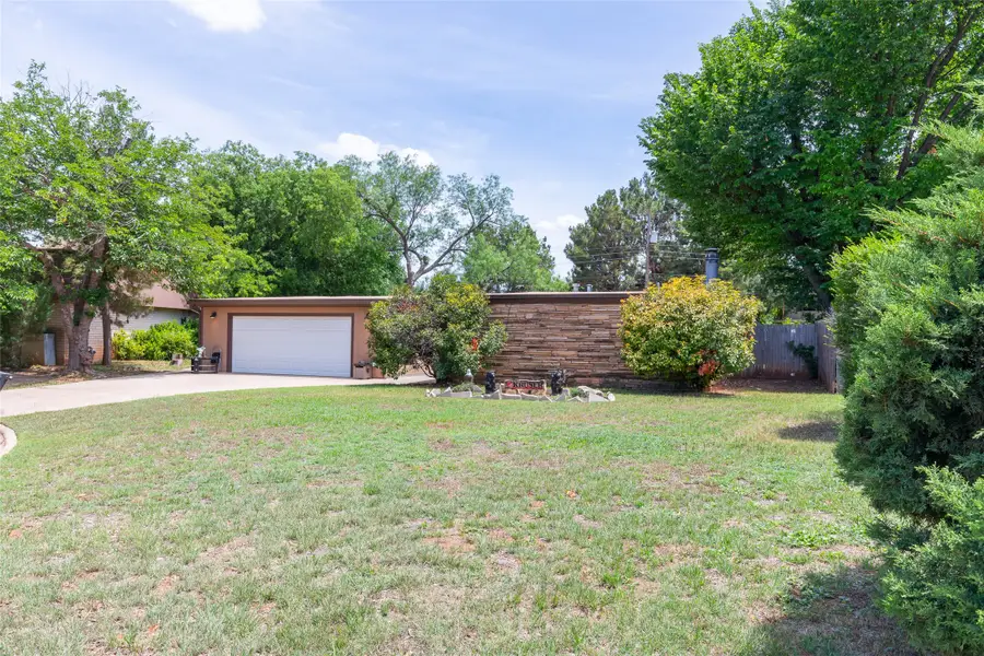 109 Circle Of Holly, Abilene, TX 79605 - #3