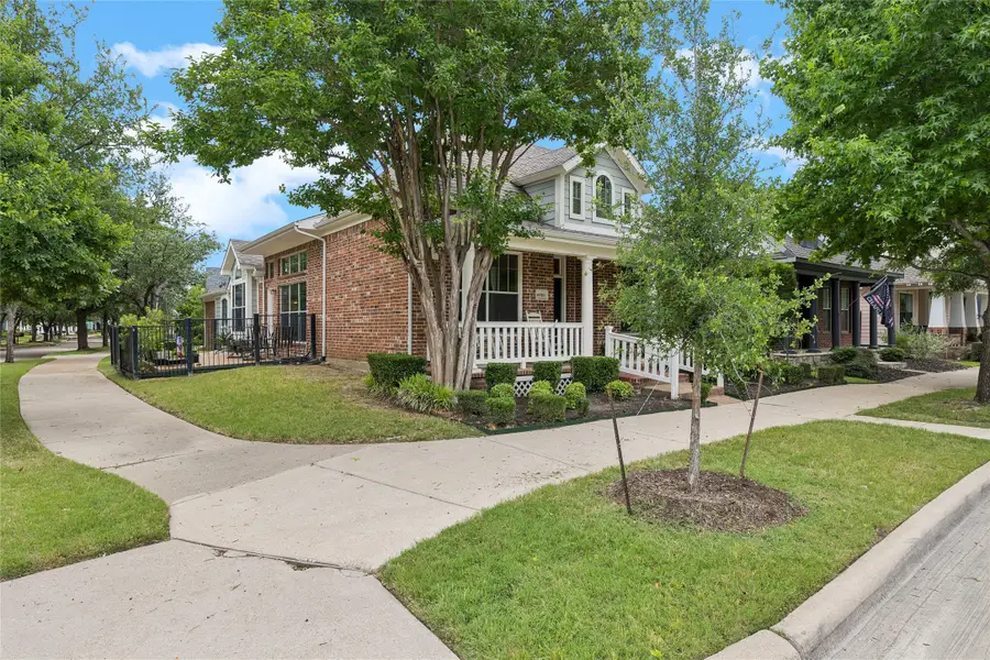 6016 Frost Street, North Richland Hills, TX 76180 - #2