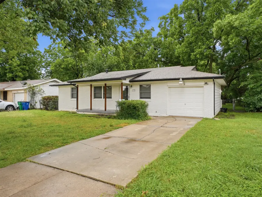 5124 Nadine Drive, Haltom City, TX 76117 - #2
