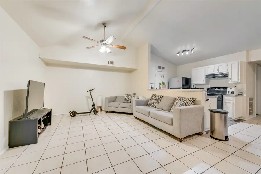 512 Matterhorn Street, Cedar Hill, TX 75104 - #3