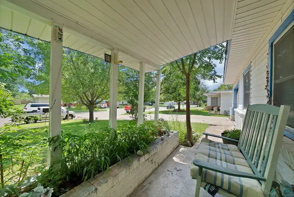 605 Biggs Terrace, Arlington, TX 76010