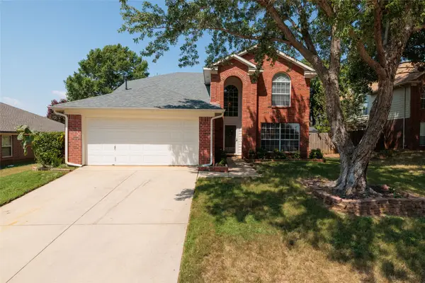 747 Cedar Leaf Circle, Lake Dallas, TX 75065