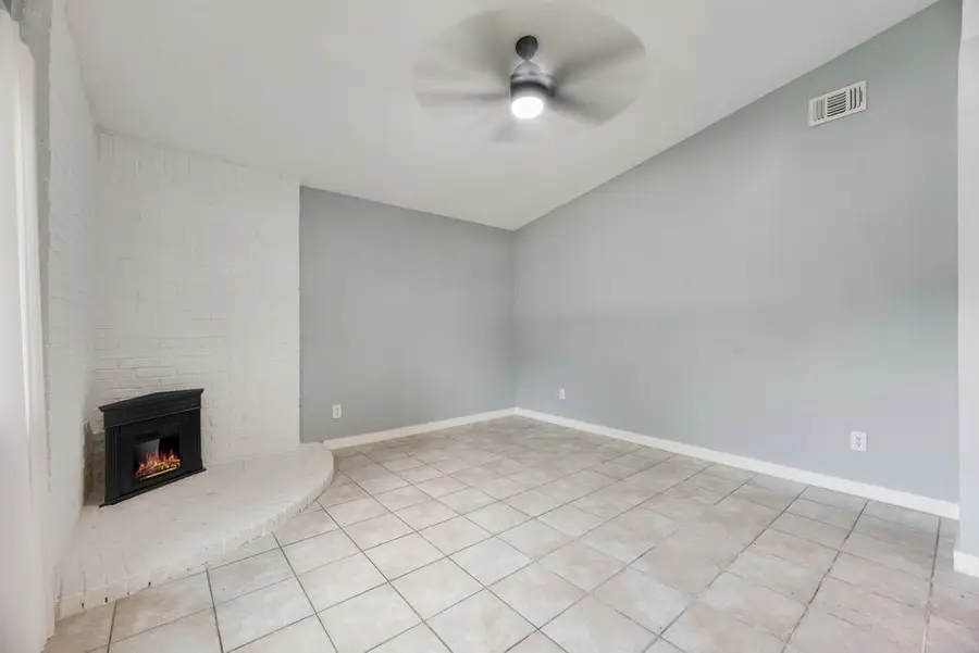 1512 Sherman Street, Arlington, TX 76012 - #2