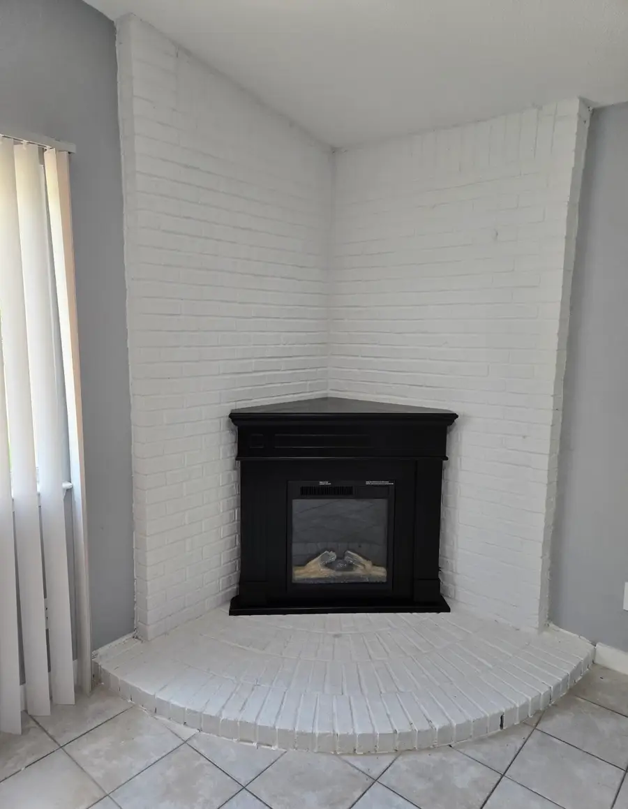 1512 Sherman Street, Arlington, TX 76012 - #3