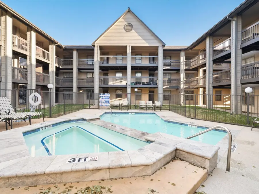 218 N Texas Boulevard #109, Denton, TX 76201 - #2