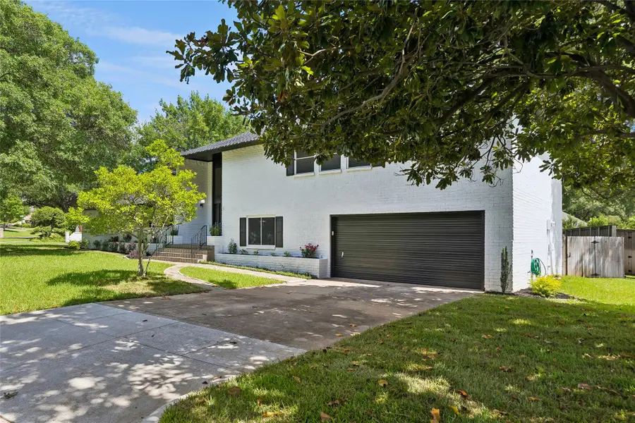 4024 Diamond Loch W, North Richland Hills, TX 76180 - #2