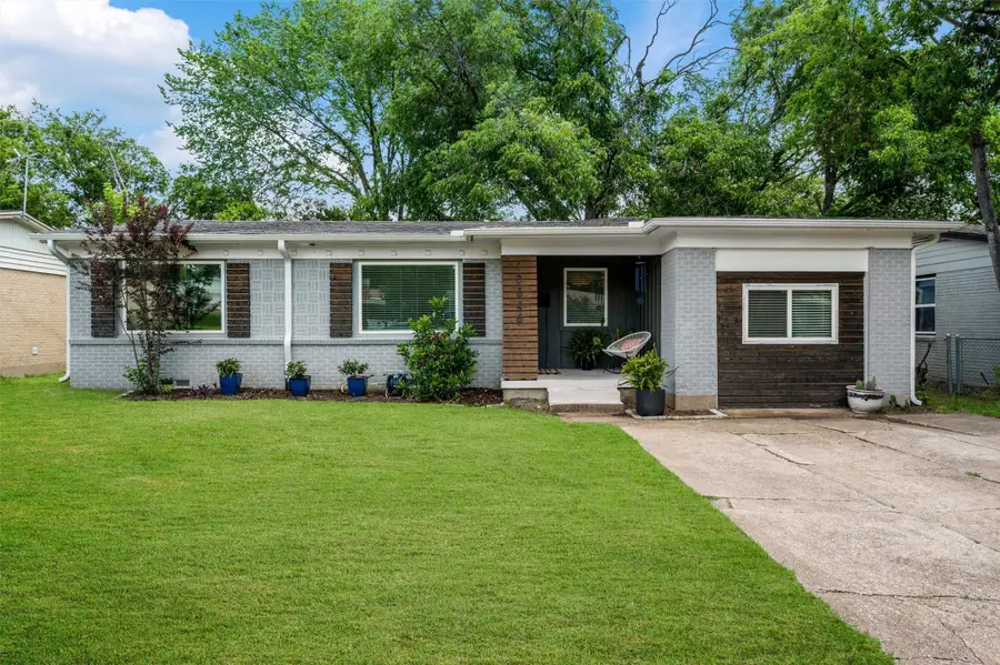 10846 Sharondale Drive, Dallas, TX 75228 - #2
