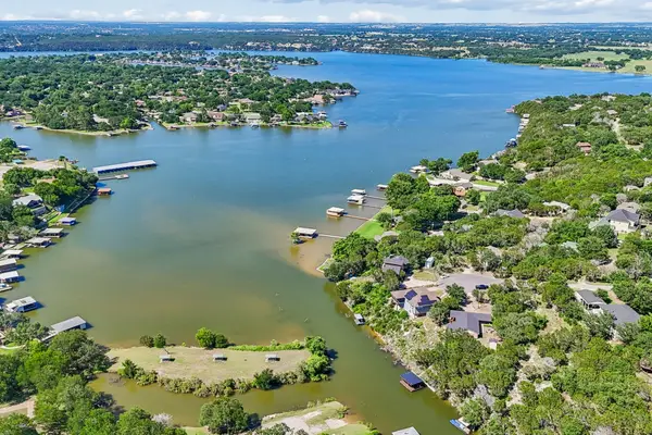 4305 Zuni Court, Granbury, TX 76048