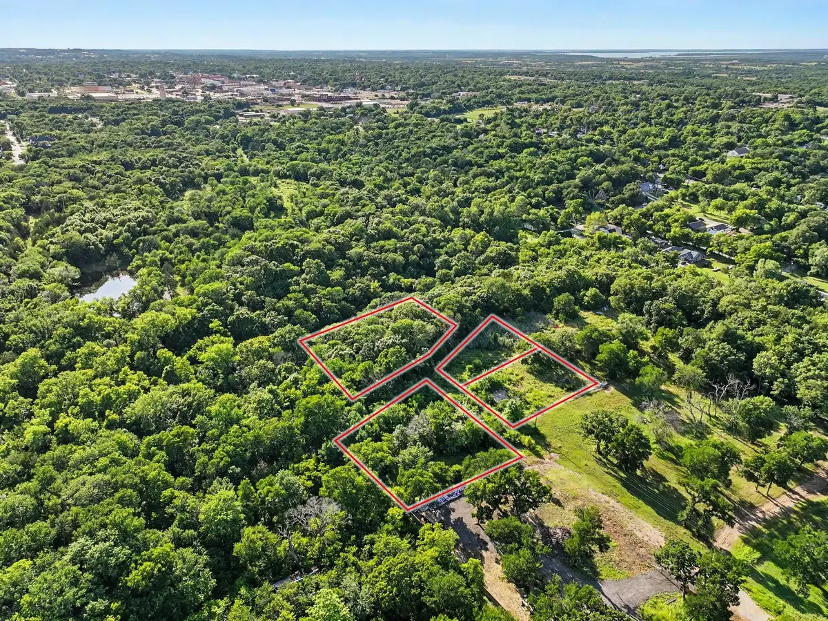 830 E Morgan Street, Denison, TX 75021 - #1