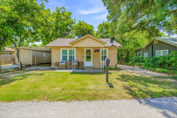 328 S Race Street, Stephenville, TX 76401