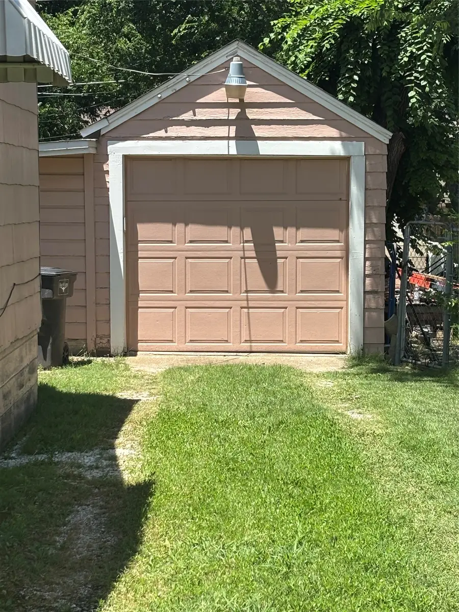 3624 Frazier Avenue, Fort Worth, TX 76110 - #2