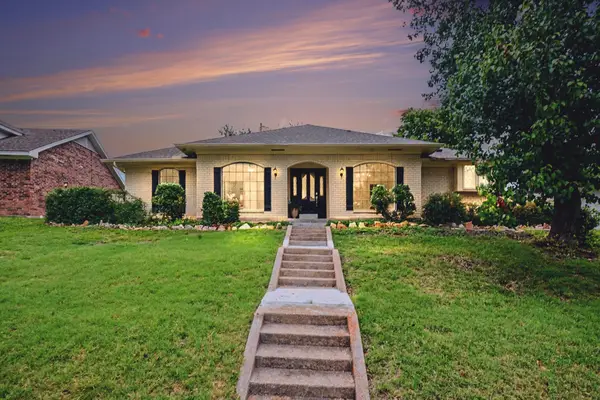 1702 Surrey Court, Garland, TX 75043